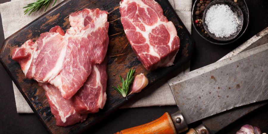Muss Fleisch unter gesundheitlichen Aspekten neu bewertet werden? Ernährungsexperten sind sich uneinig.