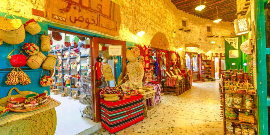 souq waqif Doha mit Handwerkskunst und Souvenirs.