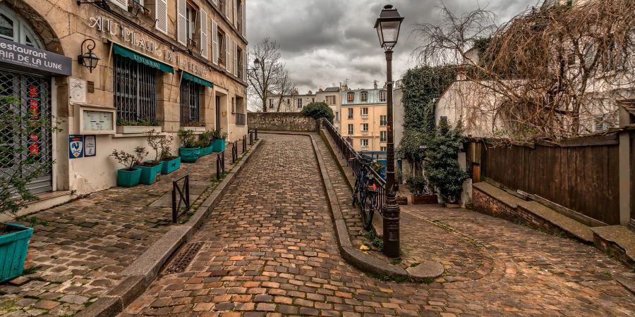 Im Stadtviertel Montmartre lässt Sicht das Paris der 1900er Jahre noch erahnen.
