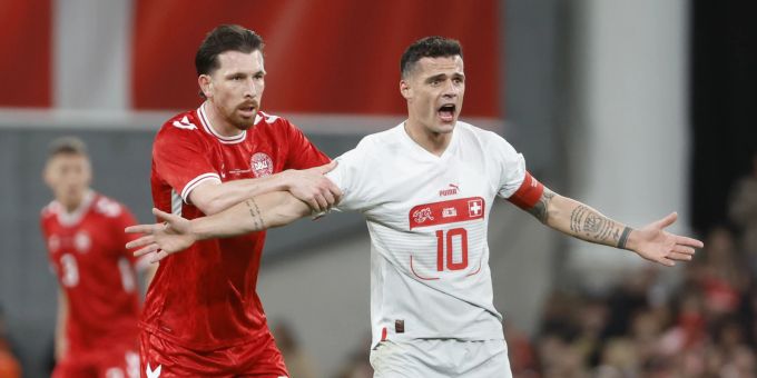 Granit Xhaka während des Spiels gegen Dänemark. Granit Xhaka Schweizer Nati