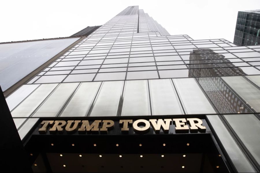 Auch der Trump Tower (mit Trumps Penthouse) ist auf der Liste der Staatsanwaltschaft.