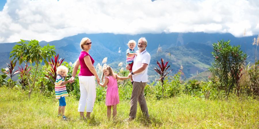 Familienwandern in Bergen, Urlaub mit den Grosseltern.