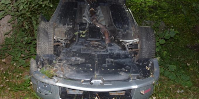 Vicosoprano: Neulenker überschlägt sich mit Auto. Neulenker überschlägt sich