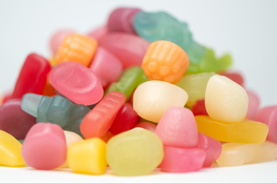 Ein Werbeverbot für zucker-, salz- und fetthaltige Nahrungsmittel, das sich an Kinder unter 13 Jahren richtet, erachteten 82 Prozent als sinnvoll.