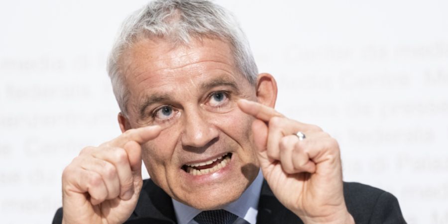 Justizminister Beat Jans erklärte am Freitag in Bern vor den Medien, weshalb der Bundesrat die SVP-Grenzschutzinitiative zur Ablehnung empfiehlt.