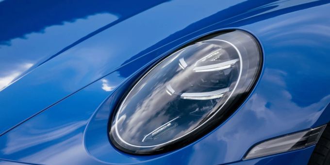 Never change a winning team: Das gilt wohl auch für die sparsamen Designänderungen. Porsche 911