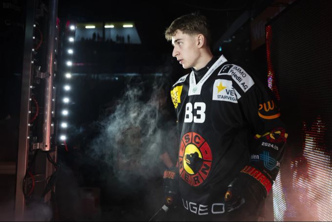 Hat beim SC Bern einen Profi-Vertrag unterschrieben: Nils Rhyn. Nils Rhyn