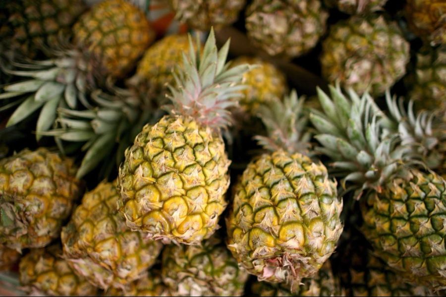 Als Geheimwaffe dient eine Ananas, die kopfüber in das Einkaufskörbli gestellt werden muss.