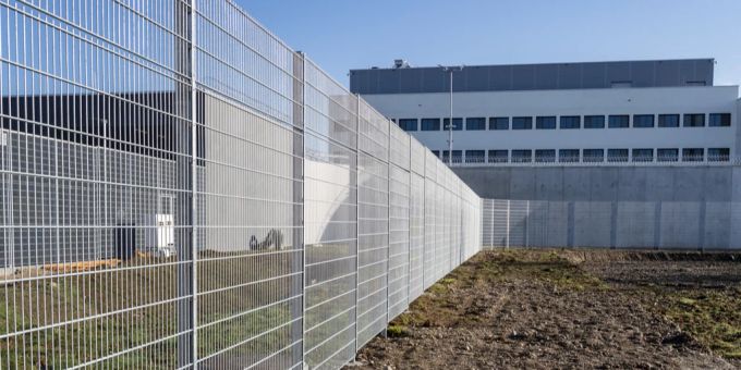 Die beiden Männer sind aus dem Gefängnis Bässlergut geflohen. Bässlergut Flucht
