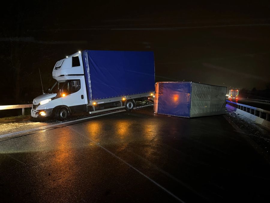 Unfall auf A13.