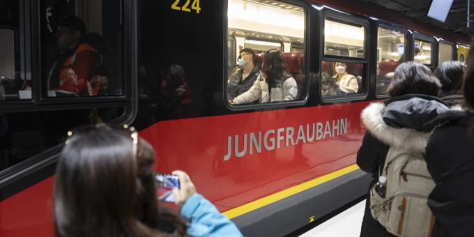 Berner Oberland - Jungfraujoch: 1000 Ausflügler steckten fest