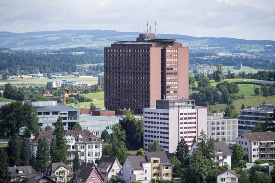 Am Luzerner Kantonsspital gab es 2010 noch insgesamt 720 Flugbewegungen.