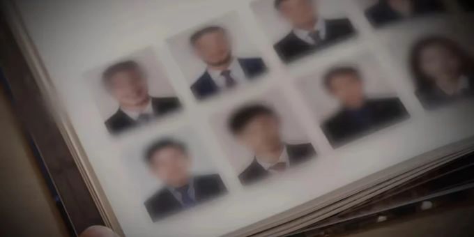 Ein Foto des Rössli-Besitzers (unten links) im Schuljahrbuch. spion china