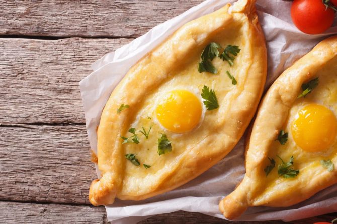 Khachapuri