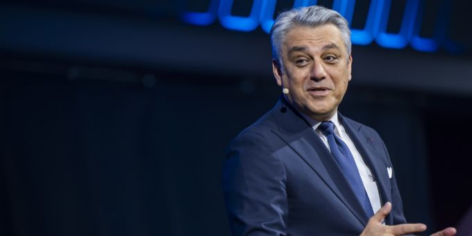 Luca de Meo gibt überraschend seinen Rücktritt bei Renault an. Er wechselt zum Luxuskonzern Kering. luca de meo