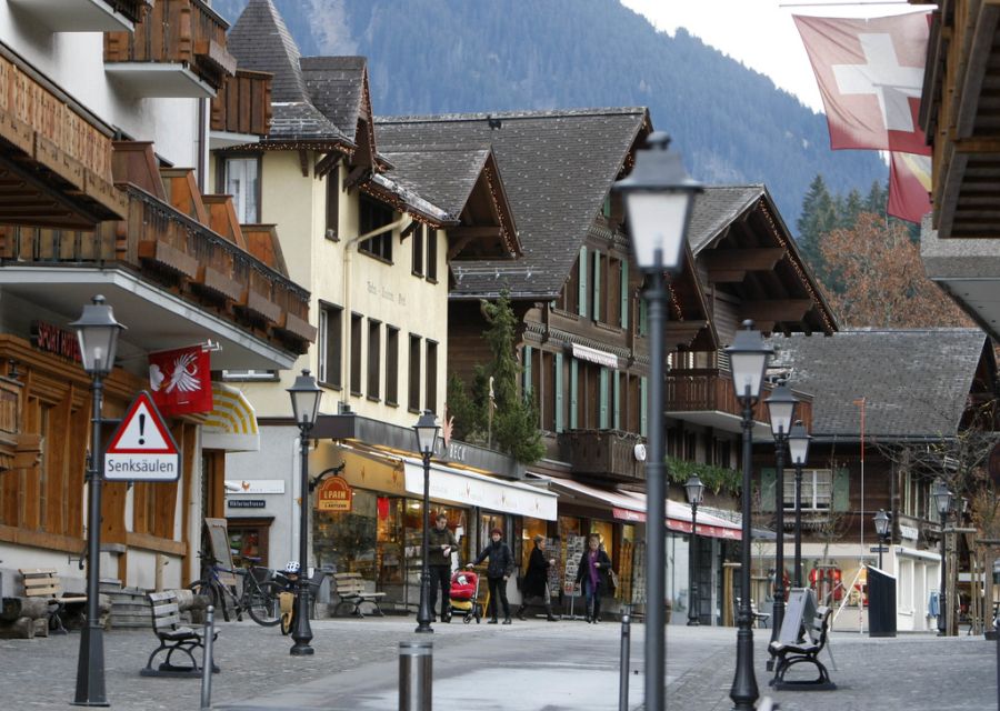 ... Gstaad BE ...