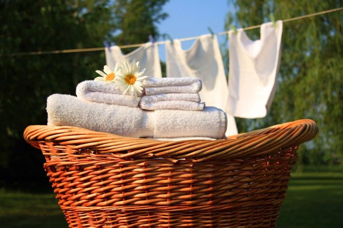 Wäsche bei 30 Grad zu waschen, ist schonender und ressourcensparender. (Symbolbild) Wäsche bei 30 Grad: