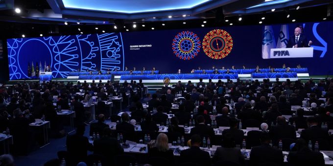 Beim Fifa-Kongress sorgt das Verhalten von Fifa-Chef Infantino für Kritik. Fifa