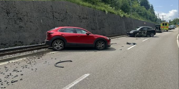 In Lustmühle kam es zu einem Unfall mit drei Fahrzeugen. Kollision in Lustmühle
