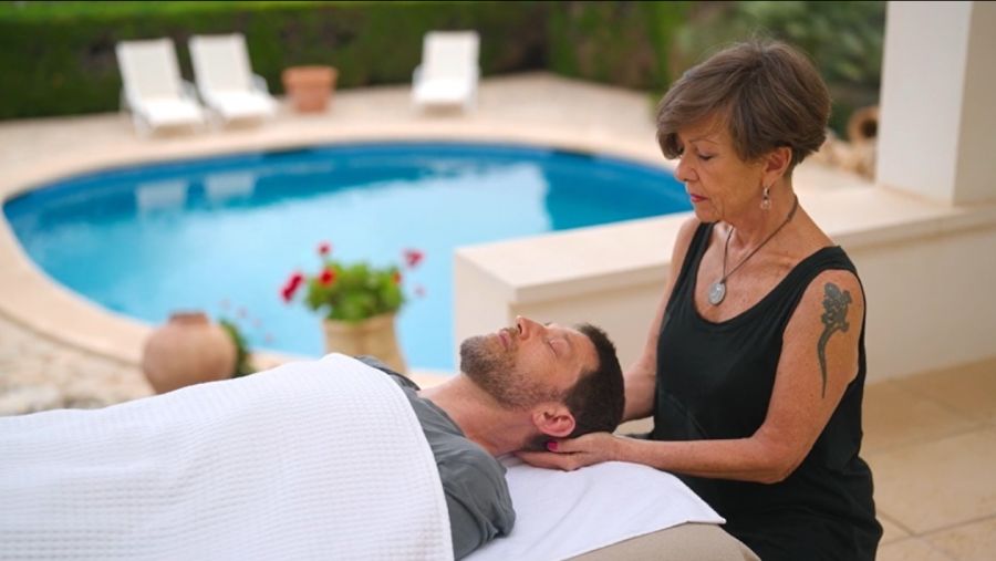 Massage, Pool