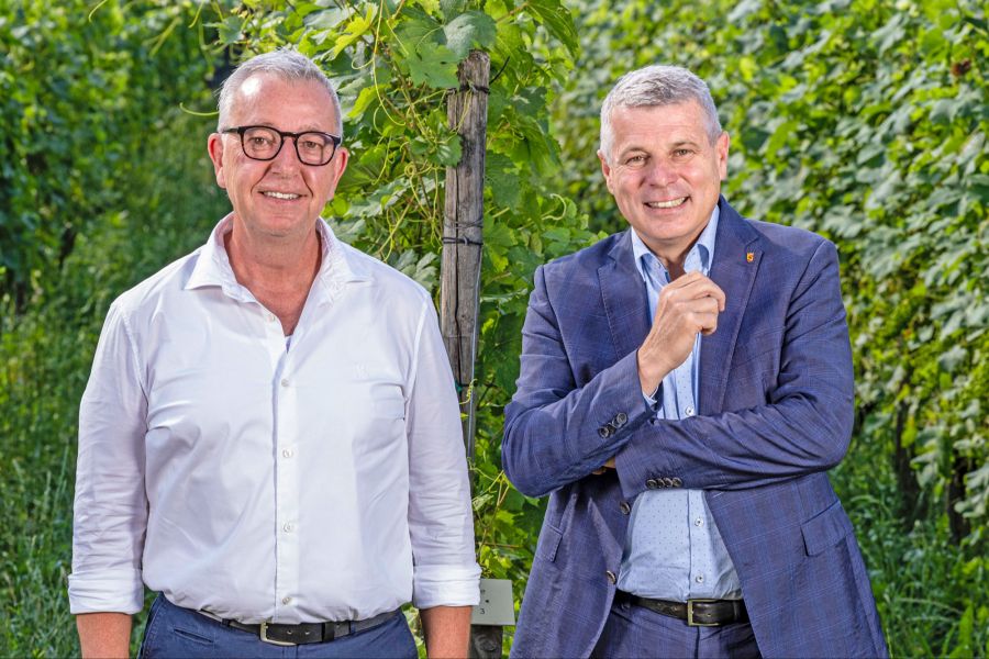 Martin Hubacher mit Regierungsrat Christoph Ammann.