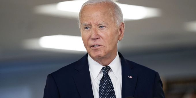 Erstmals fordert nun ein Abgeordneter aus den eigenen Reihen US-Präsident Joe Biden zum Rückzug aus dem Präsidentschaftsrennen auf. Joe Biden