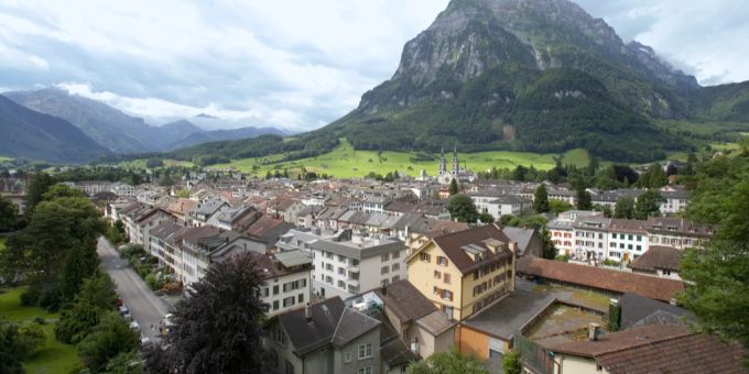 Am Fusse des Glärnisch im Kanton Glarus dürfen Ausländerinnen und Ausländer auch in Zukunft nicht wählen und abstimmen. Glärnisch