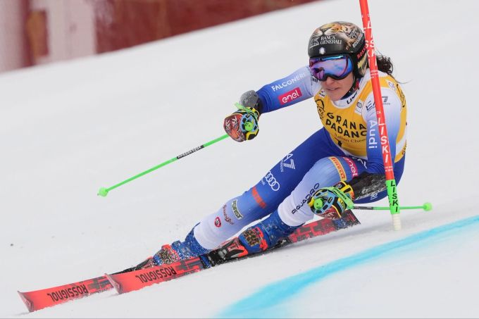 Federica Brignone ist auf Kurs zur grossen Kristallkugel und zur kleinen Kugel in der Abfahrt. Federica Brignone Abfahrt Weltcup