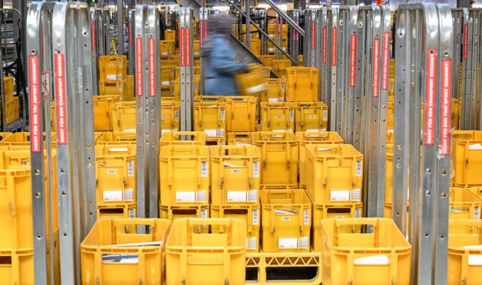 Laut Bundesnetzagentur gingen 44'406 Beschwerden über eine Zustellung bei der Post ein. Post Briefe