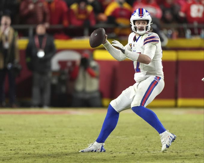 Josh Allen ist seit sechs Jahren Quarterback der Buffalo Bills. Josh Allen