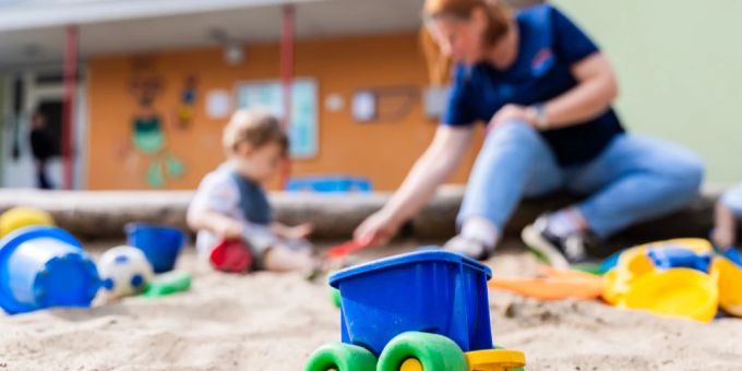 Bern - Ständerat stimmt einer Betreuungszulage für Kita-Kinder zu