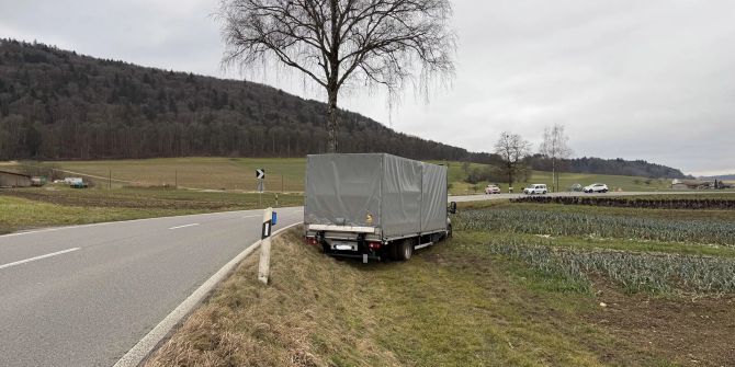 Unfall nach Überholmanöver.