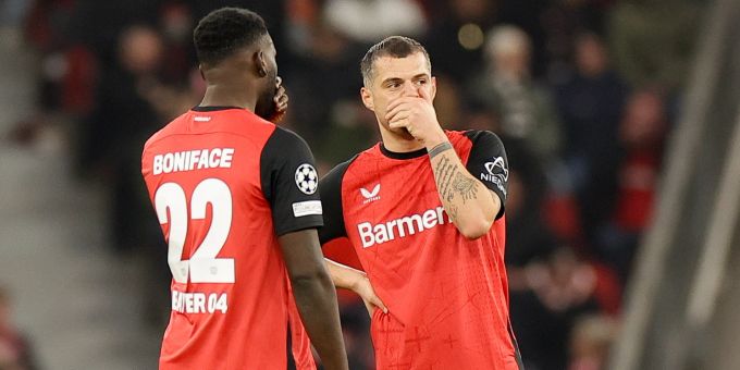 Granit Xhaka im Gespräch mit Victor Boniface. Granit Xhaka