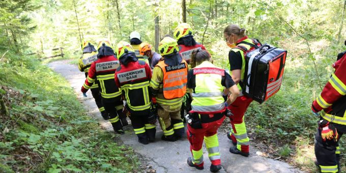 Rettungseinsatz in den Höllgrotten.