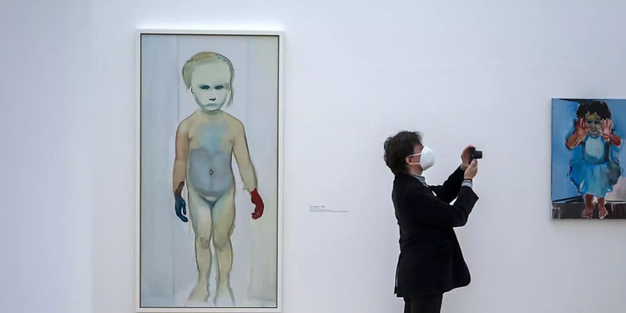 Marlene Dumas verfremdet das porträtierte Individuum mit einem malerischen Schleier.