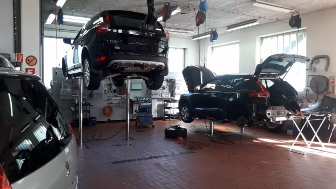 Für Volvo, Peugeot aber auch AMAG-Fahrzeuge ist das Autohaus Zweisimmen der richtige Ansprechpartner in der Region. Autohaus Zweisimmen AG