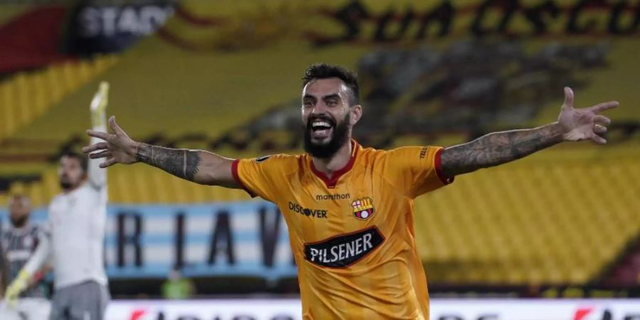 Gonzalo Mastriani vom ecuadorianischen Klub Barcelona SC Guayaquil feiert den Führungstreffer seiner Mannschaft. Foto: Santiago Arcos/Pool Reuters/dpa