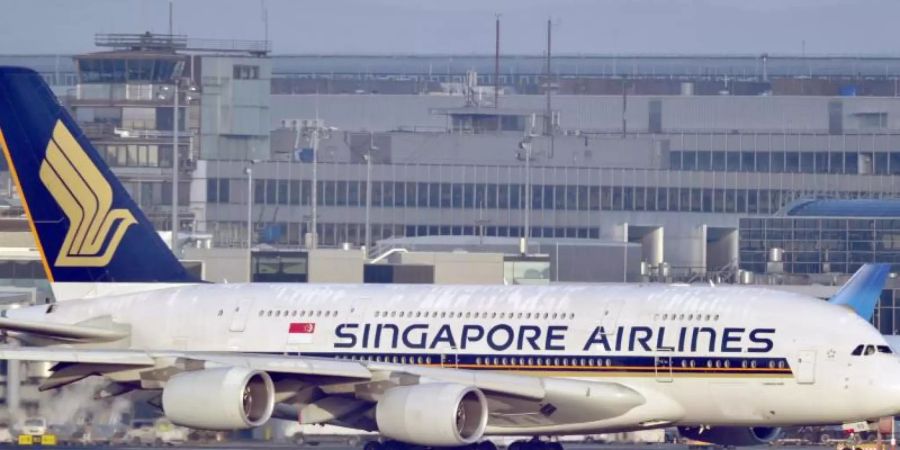 Reisen nach Singapur ist nun wieder quarantänefrei möglich. Impfung und negativer PCR-Test sind jedoch Pflicht. Foto: Boris Roessler/dpa