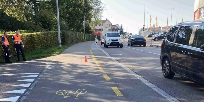 Es entstand Sachschaden in der Höhe von mehreren Tausend Franken. Unfall