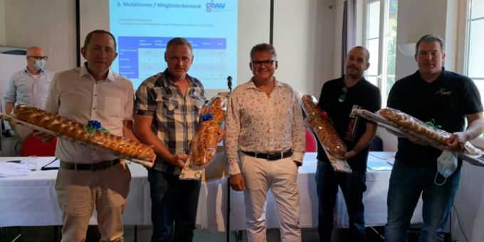 Mitglieder des Gewerbe- und Industrievereins Würenlingen an der Generalversammlung. Gewerbe- und Industrievereins Würenlingen