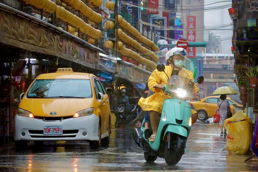Der Taifun hat Taiwan mit voller Kraft getroffen.