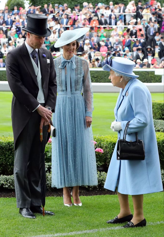 Herzogin Kate und die Queen am Royal Ascot 2019. kate middleton