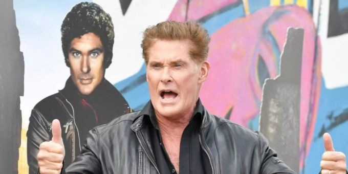 Auto «K.I.T.T.» - Dutzende Erinnerungsstücke von Hasselhoff versteigert