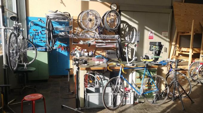 Die Velowerkstatt findet grossen Anklang. Prozessor Aarau Velowerkstatt