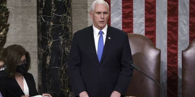 Schliesslich bot Vizepräsident Mike Pence die Nationalgarde auf. Congress Electoral College
