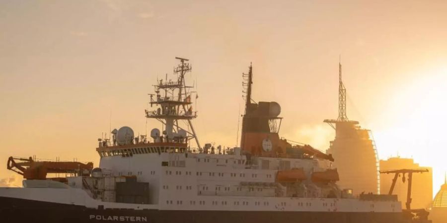 Das Forschungsschiff «Polarstern» startet eine neue Expedition. Foto: Mohssen Assanimoghaddam/dpa