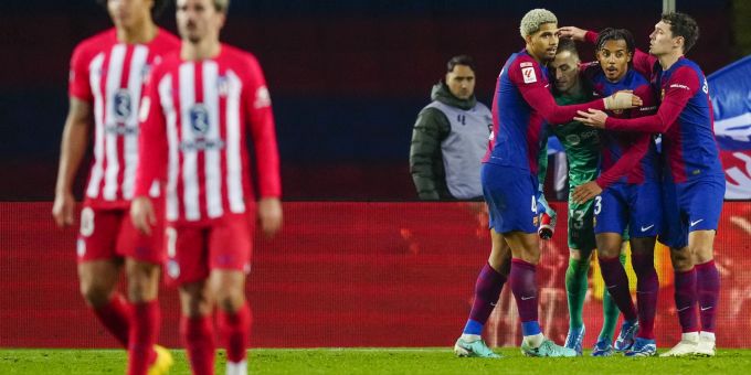 Die Spieler von FC Barcelona feiern nach dem 1:0 gegen Atlético Madrid. FC Barcelona
