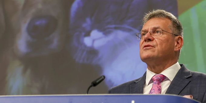 EU-Vize-Kommissar Maros Sefcovic geht davon aus, dass der Bundesrat am Freitag die gemeinsame Erklärung Schweiz-EU veröffentlichen wird. Das sagte er am Dienstag in Brüssel. (Archiv) Maros Sefcovic
