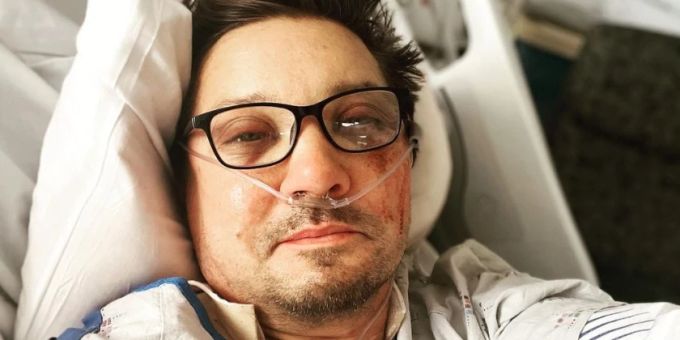 «Reines Wunder» - Jeremy Renner nach Schneepflug-Unfall im Rollstuhl