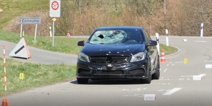 Wädenswil ZH - Velofahrer «mehrere Meter weggeschleudert» – im Spital